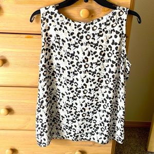 Love sleeveless spring blouse